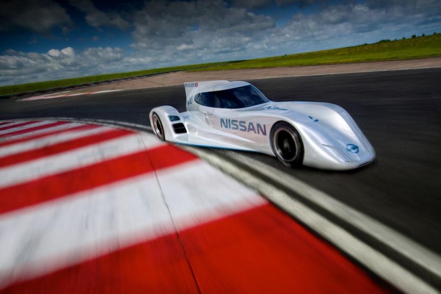  Nissan ZEOD RC 2013 года  (фото 16 из 16)